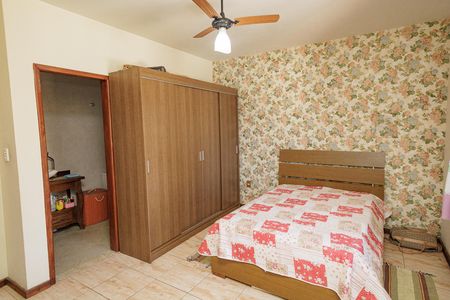 Quarto 1 de casa para alugar com 4 quartos, 190m² em Campo Grande, Rio de Janeiro
