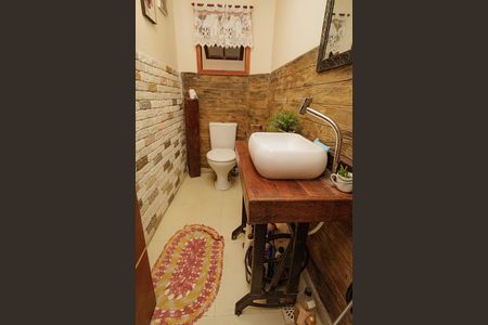 Lavabo de casa para alugar com 4 quartos, 190m² em Campo Grande, Rio de Janeiro