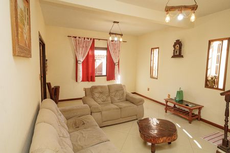 Sala de casa para alugar com 4 quartos, 190m² em Campo Grande, Rio de Janeiro