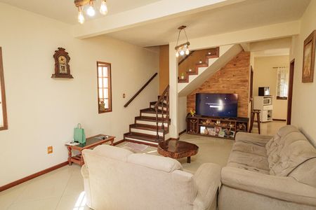 Sala de casa para alugar com 4 quartos, 190m² em Campo Grande, Rio de Janeiro