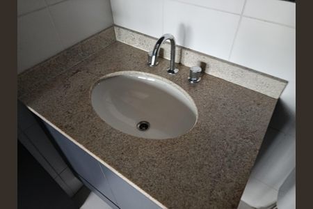 Studio à venda com 30m², 1 quarto e 1 vaga Studio à venda com 30m², 1 quarto e 1 vagaBanheiro