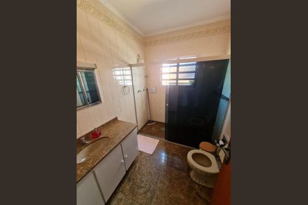 Casa à venda com 5 quartos, 250m² em Parque Novo Mundo, São Paulo