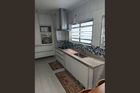 Casa à venda com 128m², 4 quartos e 4 vagas