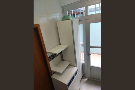 Casa à venda com 4 quartos, 128m² em Parada Inglesa, São Paulo