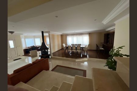 Casa à venda com 450m², 4 quartos e 6 vagas