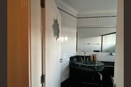 Casa à venda com 450m², 4 quartos e 6 vagas