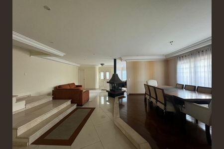 Casa à venda com 4 quartos, 450m² em Jardim Maia, Guarulhos