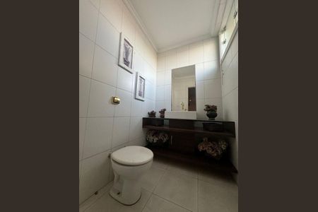Casa à venda com 450m², 4 quartos e 6 vagas
