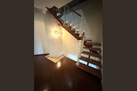 Casa à venda com 450m², 4 quartos e 6 vagas