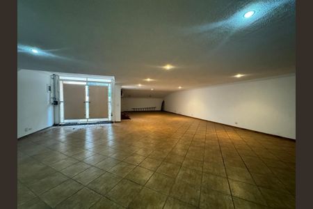 Casa à venda com 4 quartos, 450m² em Jardim Maia, Guarulhos