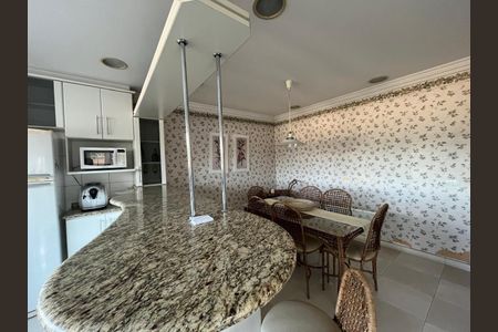 Casa à venda com 450m², 4 quartos e 6 vagas