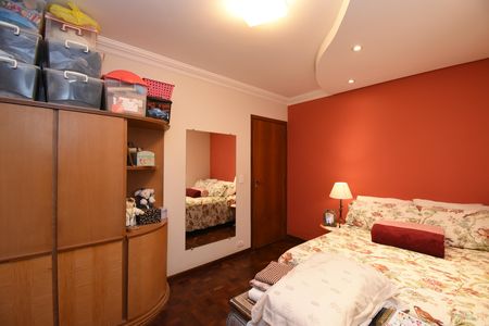 Casa de condomínio à venda com 200m², 4 quartos e 2 vagasSuíte 2