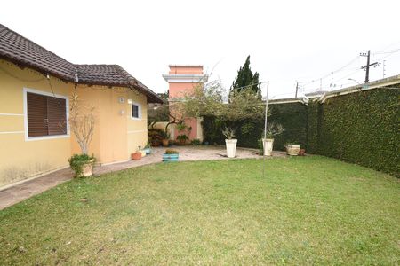 Casa de condomínio à venda com 200m², 4 quartos e 2 vagasÁrea externa