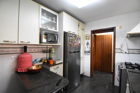 Casa de condomínio à venda com 200m², 4 quartos e 2 vagasCozinha