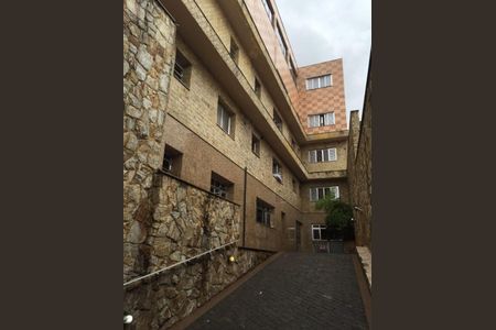 Casa à venda com 268m², 9 quartos e sem vaga