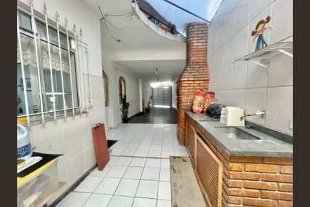 Casa à venda com 140m², 3 quartos e 3 vagas