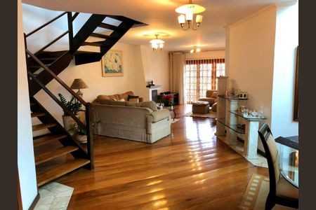 Casa à venda com 420m², 4 quartos e 5 vagas