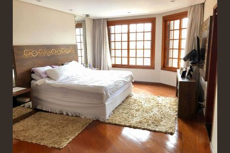 Casa à venda com 420m², 4 quartos e 5 vagas