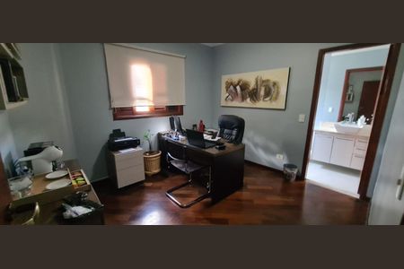 Casa à venda com 192m², 3 quartos e 4 vagas