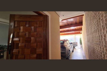 Casa à venda com 3 quartos, 192m² em Vila Galvão, Guarulhos