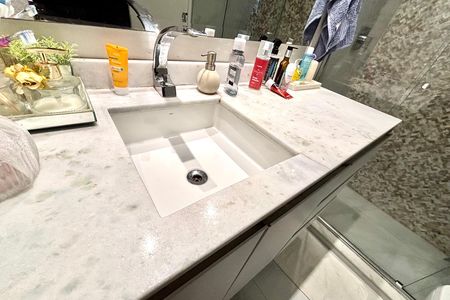 Apartamento para alugar com 33m², 1 quarto e 1 vaga Apartamento para alugar com 33m², 1 quarto e 1 vagaBanheiro