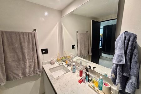 Banheiro  de apartamento para alugar com 1 quarto, 33m² em Jardins, São Paulo