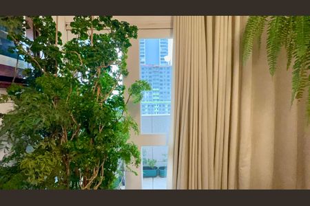 Apartamento à venda com 50m², 2 quartos e 1 vaga Apartamento à venda com 50m², 2 quartos e 1 vagaVaranda