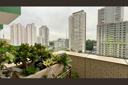 Apartamento à venda com 50m², 2 quartos e 1 vaga Apartamento à venda com 50m², 2 quartos e 1 vagaVaranda