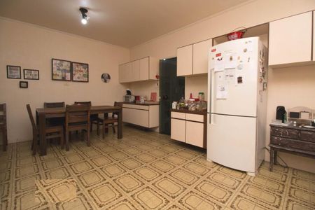 Casa à venda com 4 quartos, 164m² em Vila Regente Feijó, São Paulo