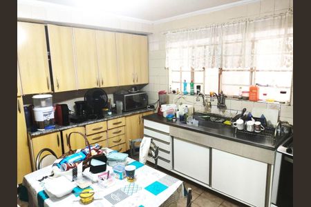 Casa à venda com 3 quartos, 165m² em Jardim Vila Galvao, Guarulhos