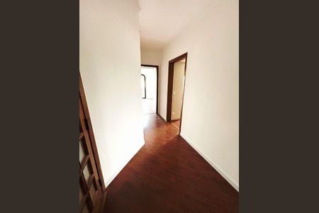 Apartamento à venda com 220m², 3 quartos e 3 vagas