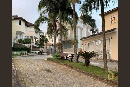 Casa à venda com 4 quartos, 307m² em Sítio Barrocada, São Paulo