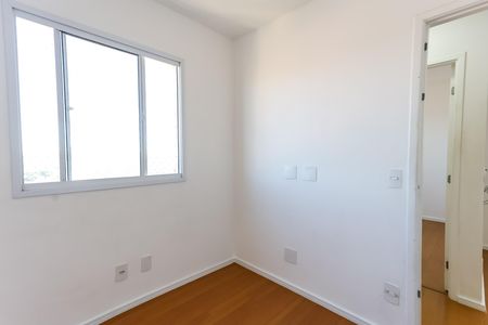 quarto 2 de apartamento para alugar com 2 quartos, 42m² em Parque Arariba, São Paulo