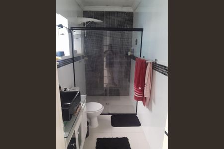 Casa à venda com 300m², 3 quartos e 2 vagas