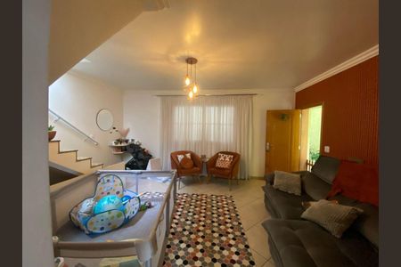 Casa à venda com 3 quartos, 179m² em Vila Rosalia, Guarulhos