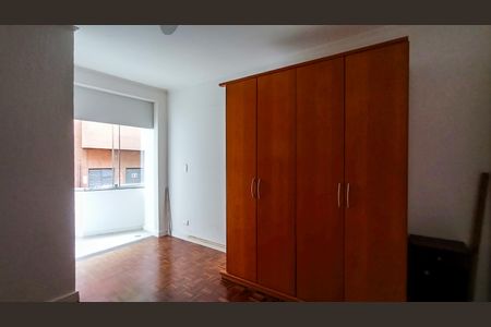 Apartamento à venda com 77m², 2 quartos e 1 vaga