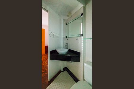 Apartamento à venda com 77m², 2 quartos e 1 vaga