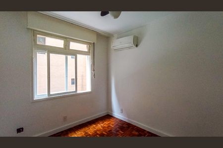 Apartamento à venda com 77m², 2 quartos e 1 vaga