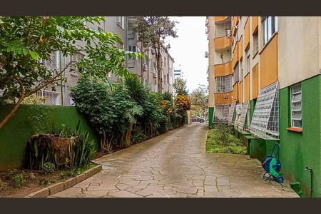 Apartamento à venda com 77m², 2 quartos e 1 vaga