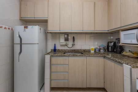 Apartamento à venda com 65m², 2 quartos e 1 vaga Apartamento à venda com 65m², 2 quartos e 1 vagaCozinha