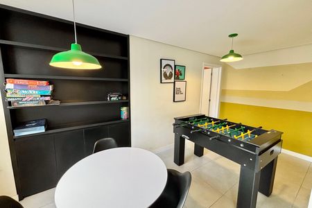 Apartamento à venda com 47m², 2 quartos e 1 vaga Apartamento à venda com 47m², 2 quartos e 1 vagaSalão de jogos