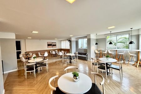 Apartamento à venda com 47m², 2 quartos e 1 vaga Apartamento à venda com 47m², 2 quartos e 1 vagaSalão de Festas