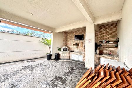 Apartamento à venda com 47m², 2 quartos e 1 vaga Apartamento à venda com 47m², 2 quartos e 1 vagaChurrasqueira