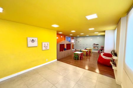 Apartamento à venda com 47m², 2 quartos e 1 vaga Apartamento à venda com 47m², 2 quartos e 1 vagaBrinquedoteca