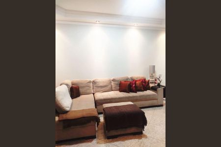 Casa à venda com 3 quartos, 125m² em Jardim Santa Mena, Guarulhos