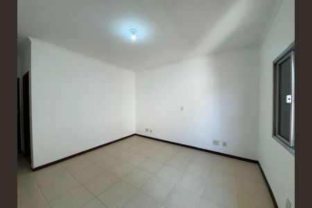 Casa à venda com 3 quartos, 200m² em Vila Galvão, Guarulhos