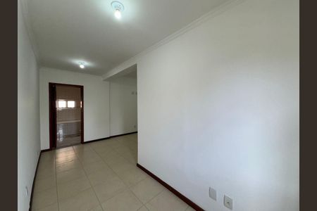 Casa à venda com 3 quartos, 200m² em Vila Galvão, Guarulhos
