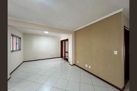 Casa à venda com 3 quartos, 200m² em Vila Galvão, Guarulhos