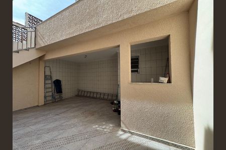 Casa à venda com 200m², 3 quartos e 2 vagas