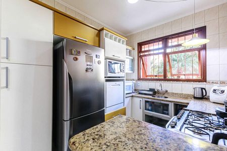 Casa para alugar com 391m², 3 quartos e 2 vagasCozinha